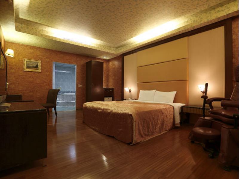 Hua Xiang Motel - Fengshan Гаосюн Экстерьер фото