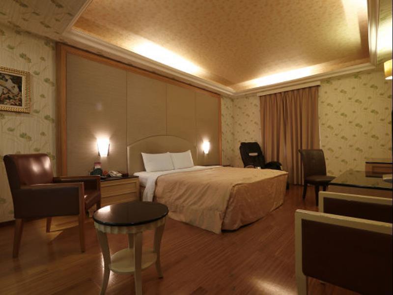 Hua Xiang Motel - Fengshan Гаосюн Экстерьер фото